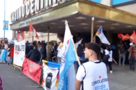 CONVOCATORIA SEGUNDA INDEPENDENCIA RODEANDO EL CASINO DE MAR DEL PLATA. PRESIONANDO AL GOBIERNO MUNICIPAL MACRISTA QUE NO CUMPLE ACUERDOS Territorial Convocatoria Segunda Independencia